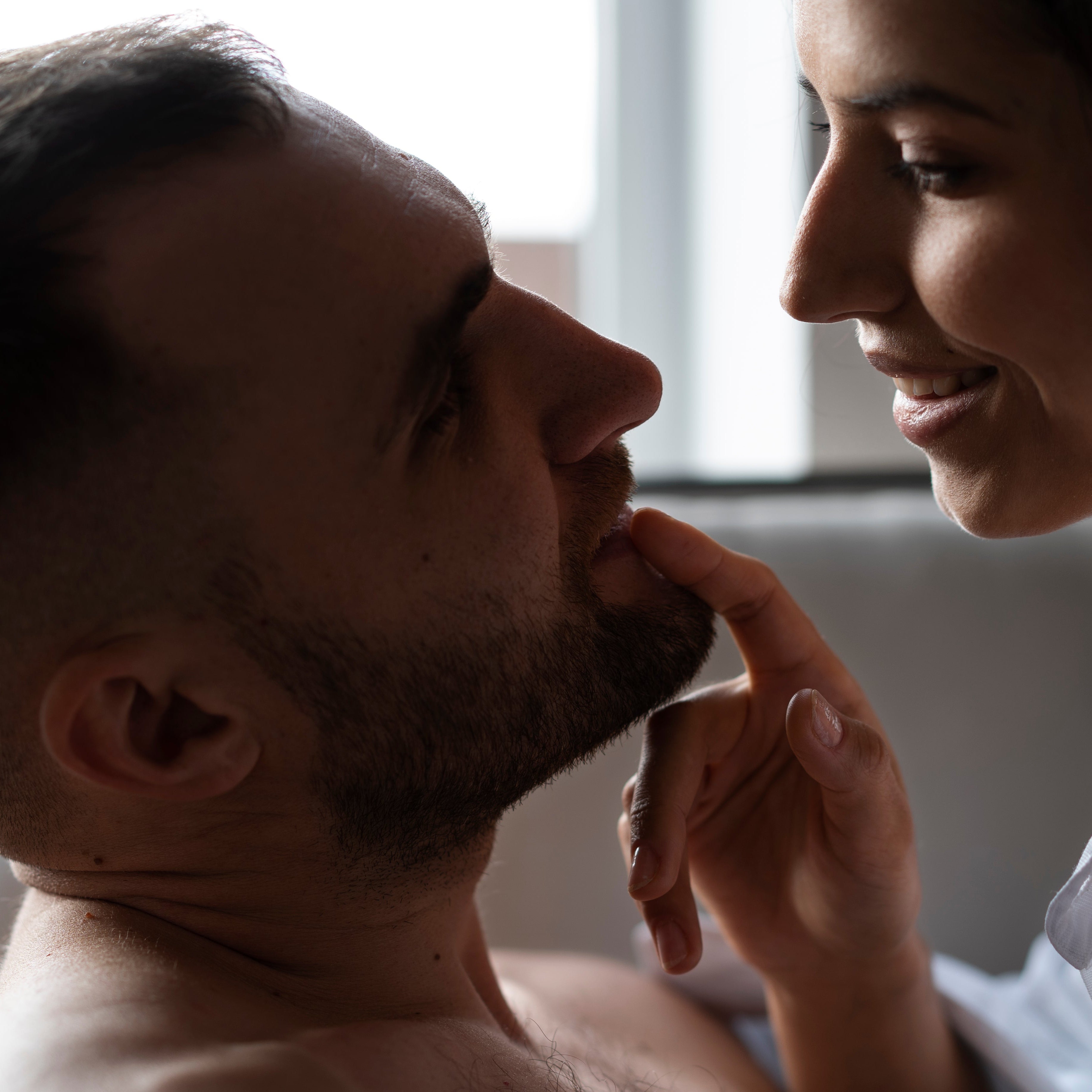 young-couple-shearing-their-intimacy-moments (1)
