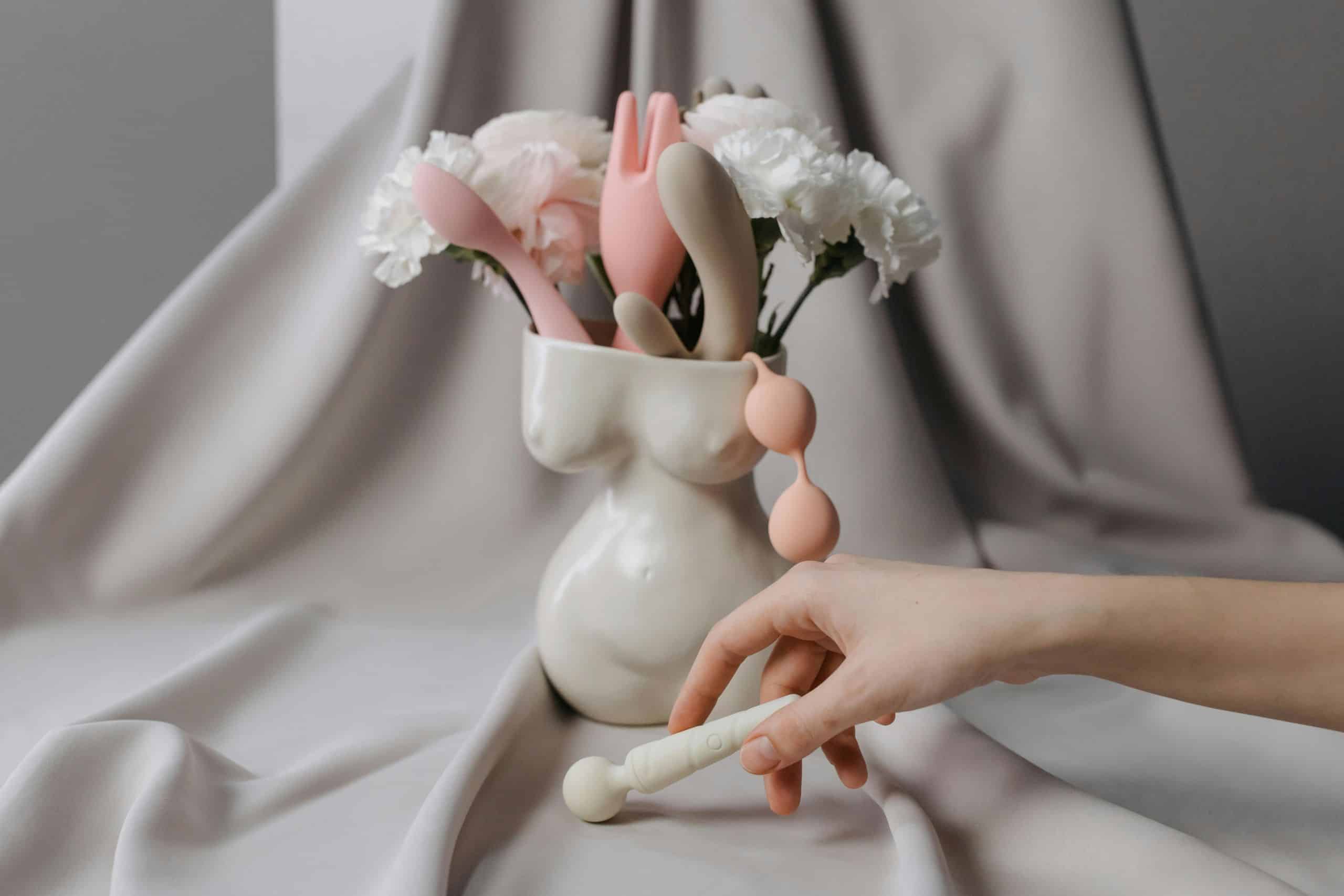 How to Use Sex Toys and Lube in 5 Easy Ways Luvland How to Use Sex Toys and Lube in 5 Easy Ways Luvland