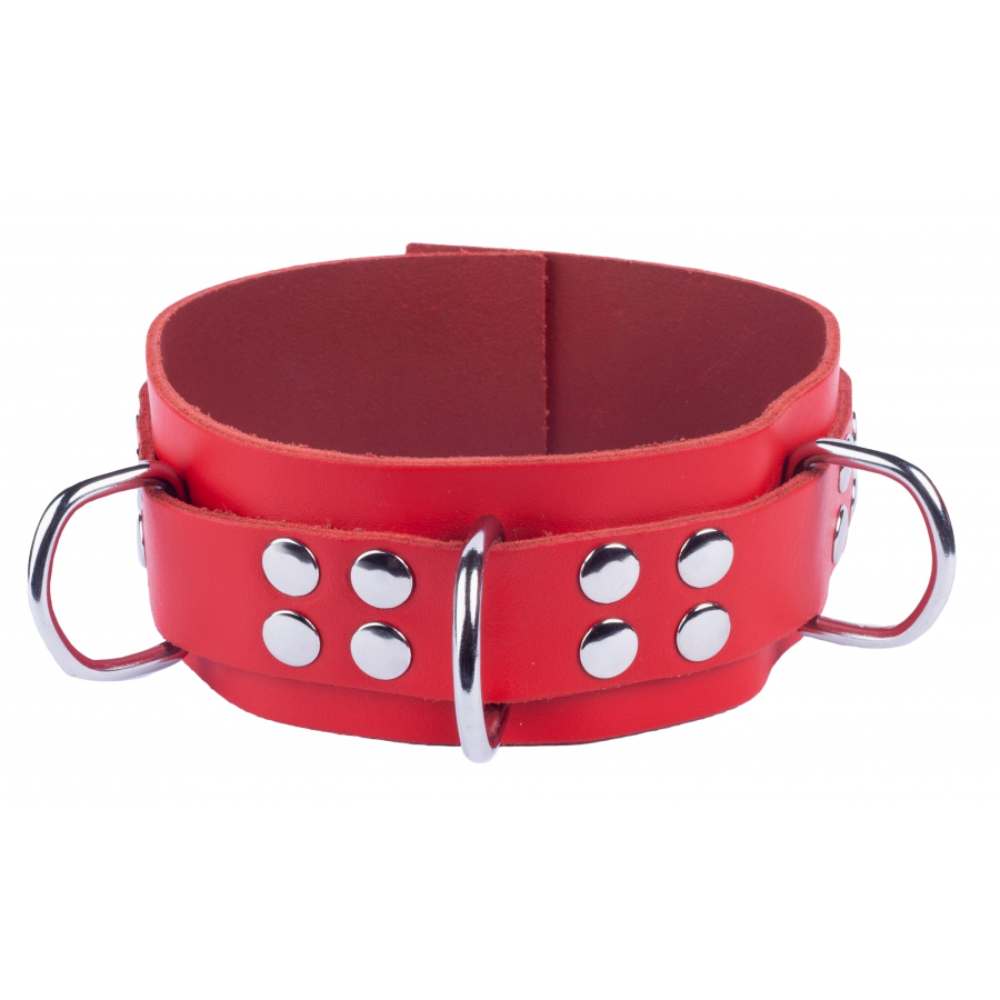 Leather collar with buckle from Luvland's Fuck & Fist collection, featuring adjustable straps and metal hardware.