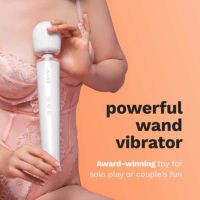 Le Wand Rechargeable Vibrating Massager Pearl